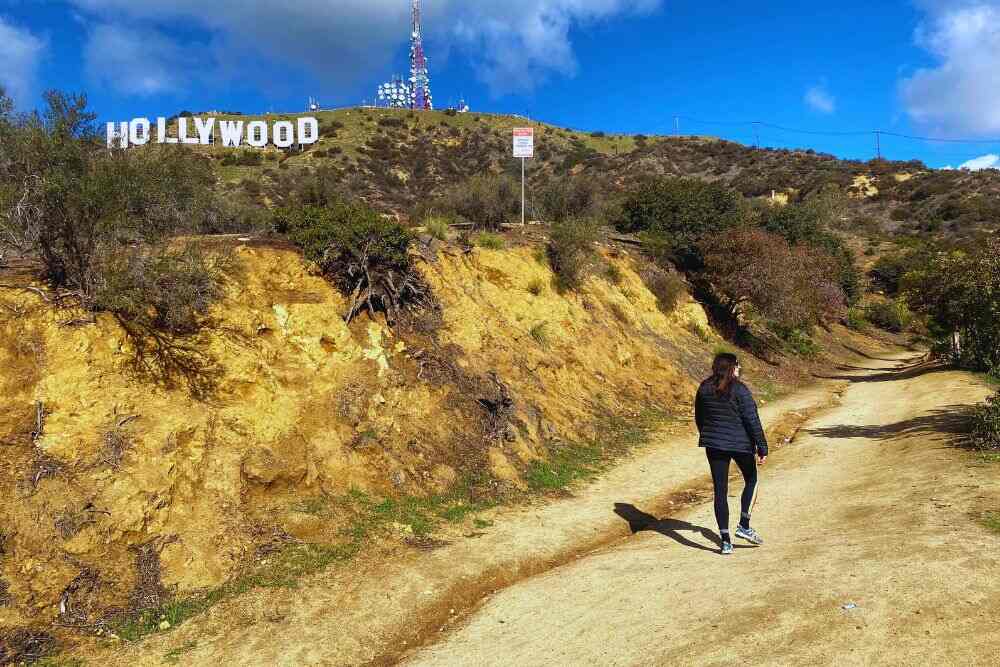 Hiking to the Hollywood Sign