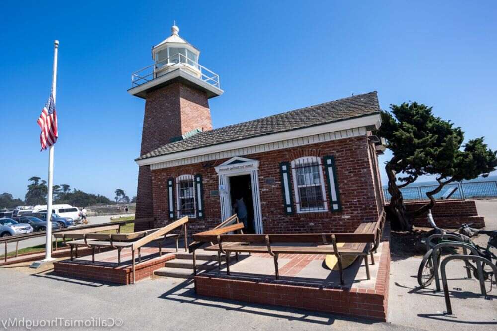 Santa Cruz Surfing Museum