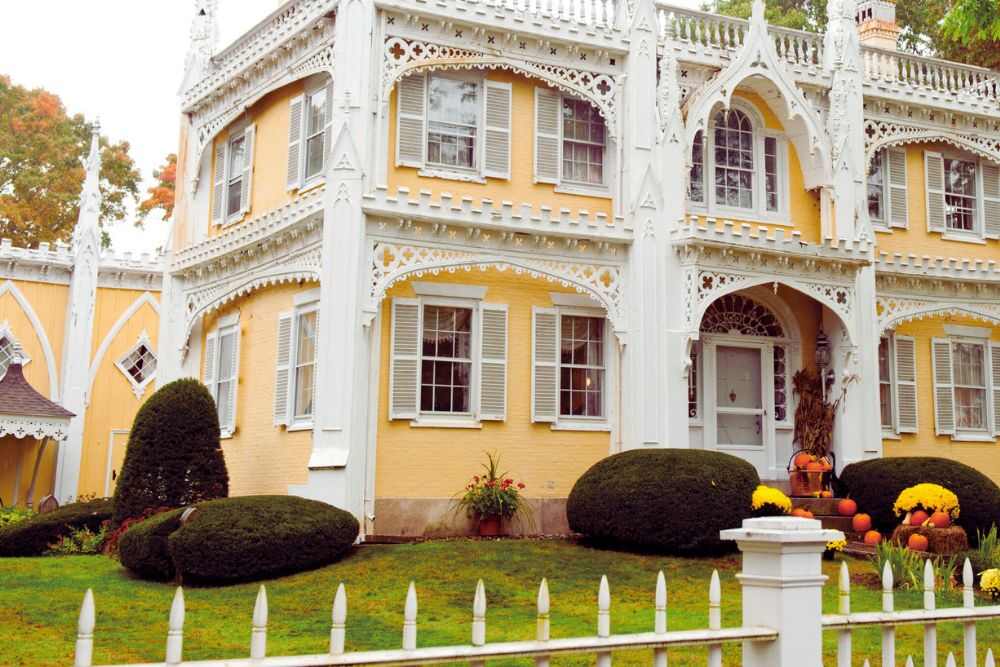 Kennebunk Wedding Cake House