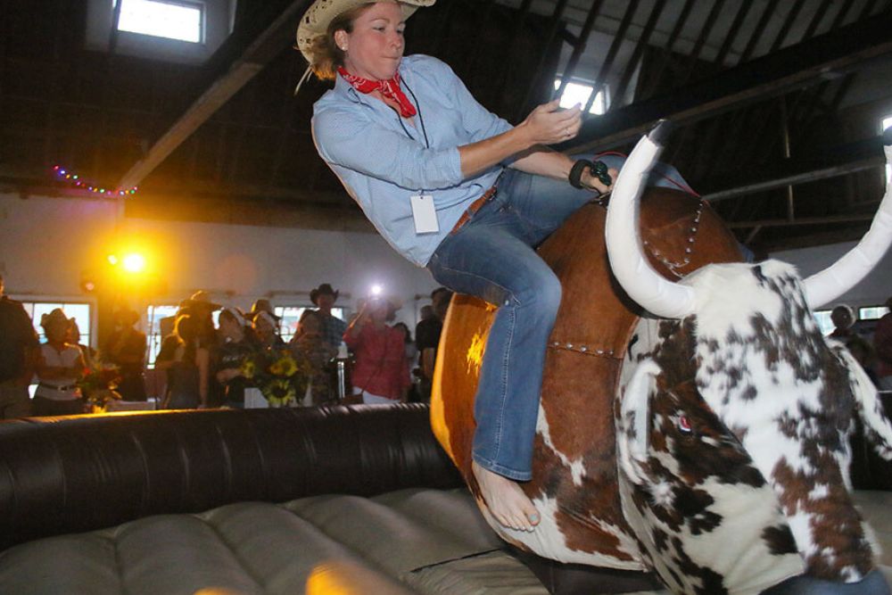 The Westerner – Dance, Drink, and Ride a Mechanical Bull
